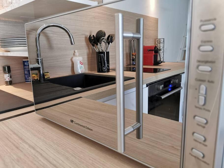 10. Charmant Studio Proche Gare Et Centre Apartment Valence  Bagian luar foto