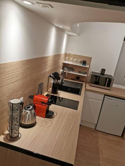 10. Charmant Studio Proche Gare Et Centre Apartment Valence  Bagian luar foto
